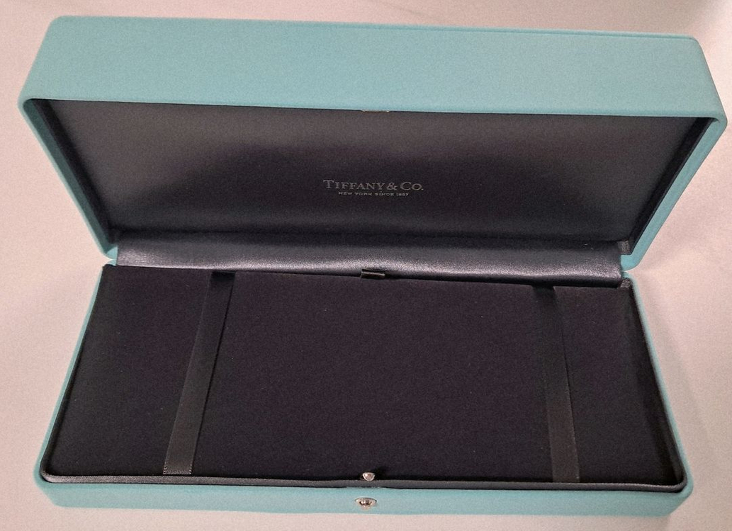 티파니 팔찌 케이스 쇼핑백 리본끈팝니다 (겉박스분실) 이미지
