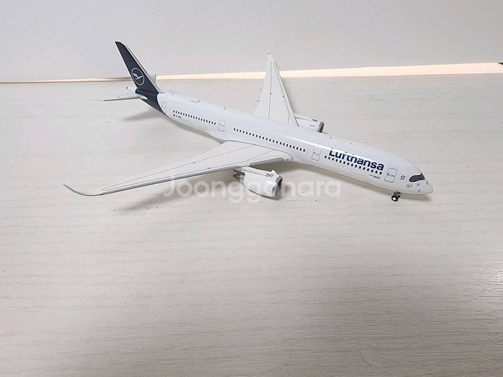 외항사 1:400 비행기모형 다이캐스트 (급처)--1