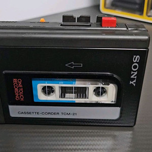 소니 카세트 플레이어 tcm-21