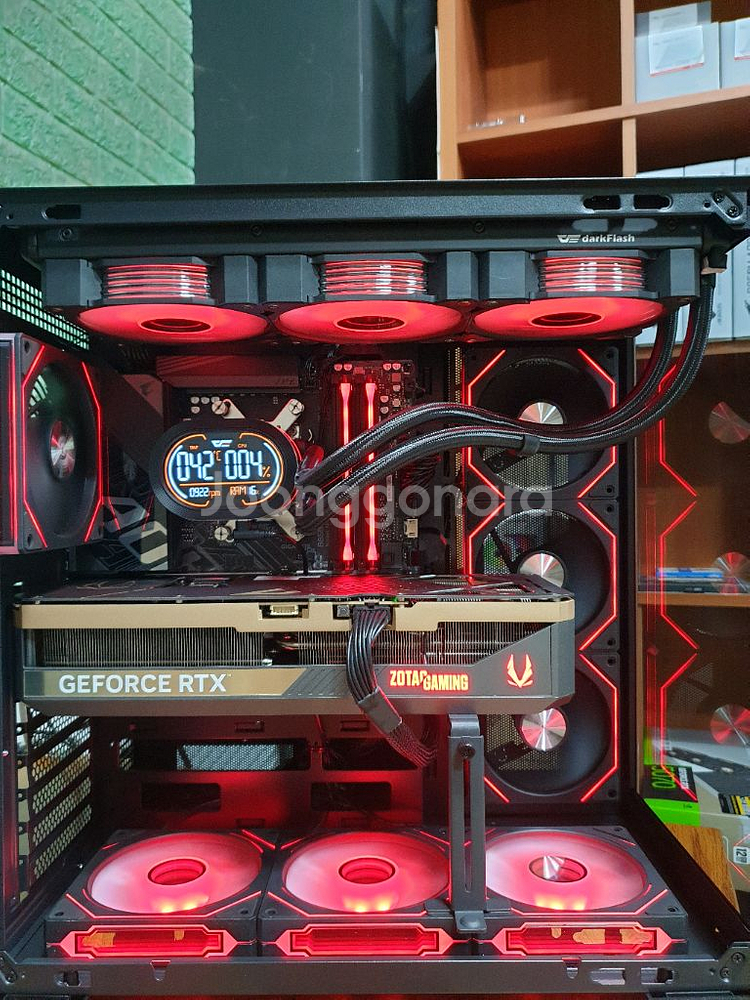 미사용 ) 9800X3D & RTX5080 컴퓨터 PC--1