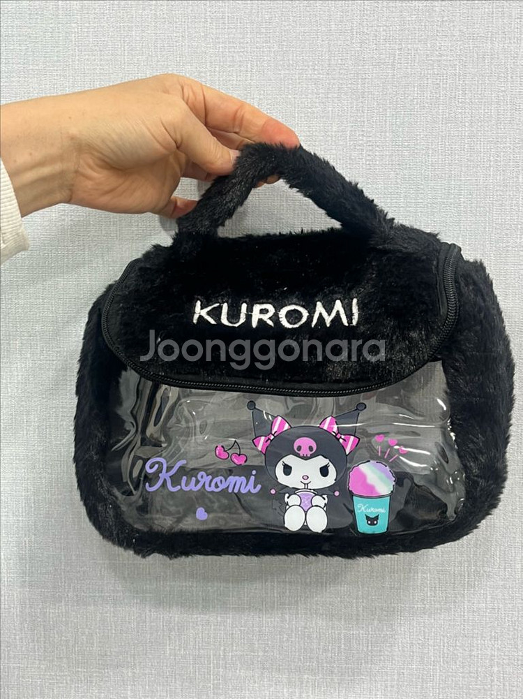 쿠로미 퍼 파우치 새상품--0