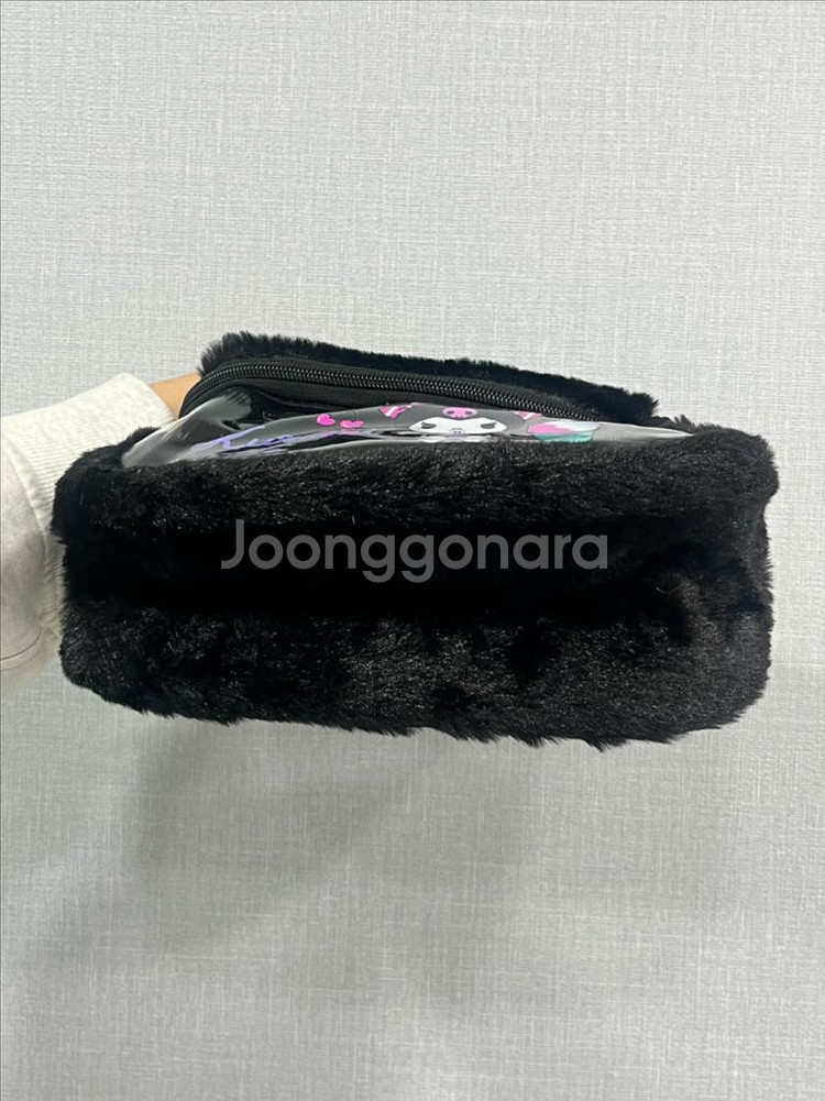 쿠로미 퍼 파우치 새상품--1