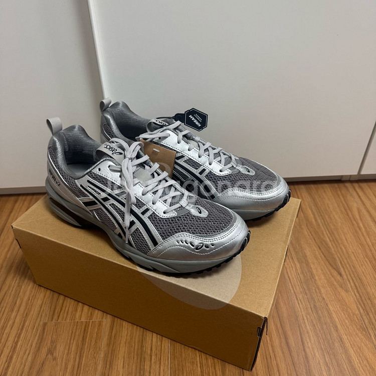 아식스 x 프레자 위워 젤 1090 V2 285사이즈--0