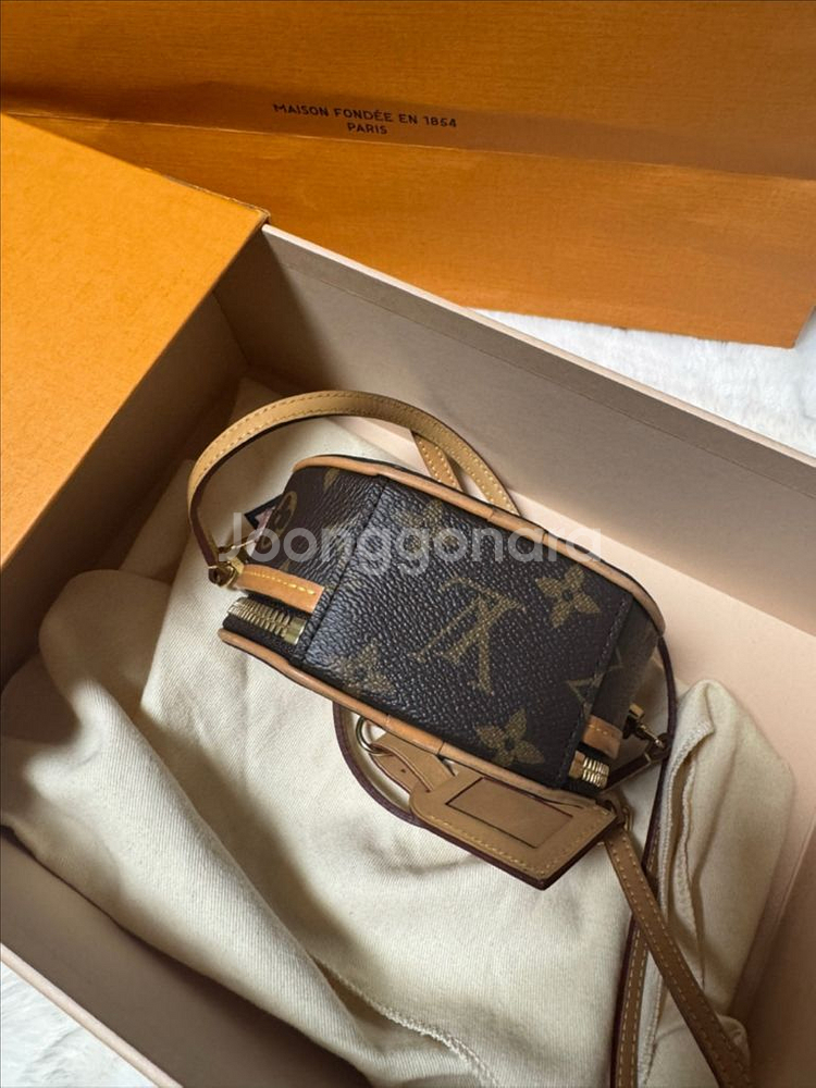 [풀구성]루이비통 부아뜨 샤포 미니백--3