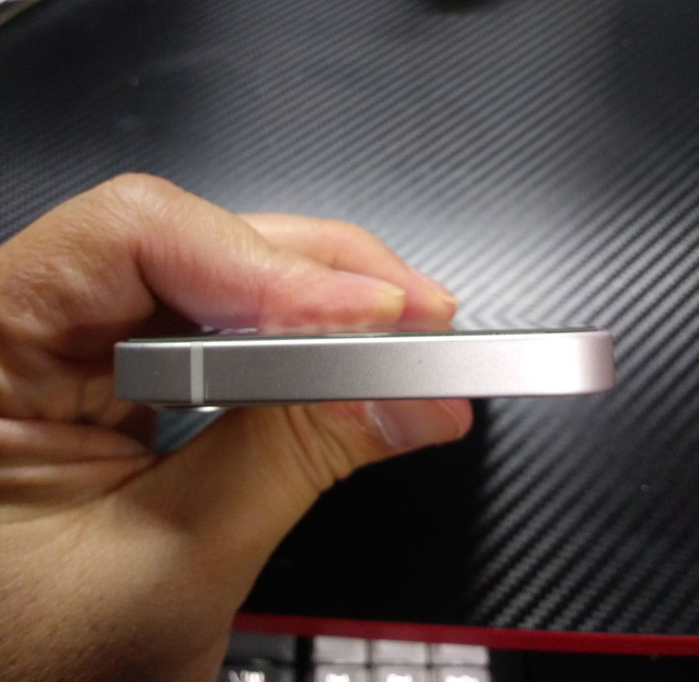 아이폰12미니 64g 화이트 팝니다.--3