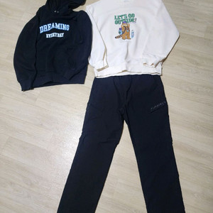 150사이즈 티셔츠2개 바지1개