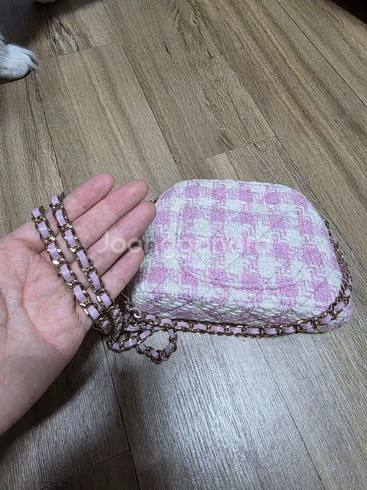 샤넬 트위드 미니 체인백 완전 새제품 눈물을 머금고 판--3