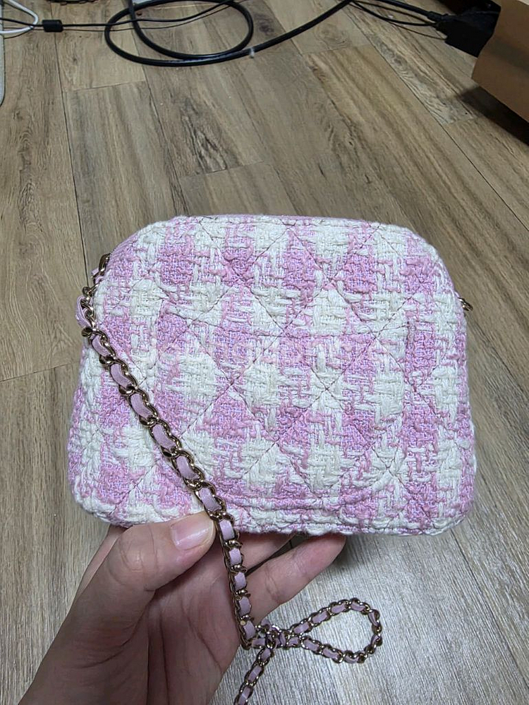 샤넬 트위드 미니 체인백 완전 새제품 눈물을 머금고 판--2