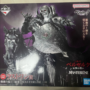 (미개봉)베르세르크라스트원 해골기사 24.5에 팝니다