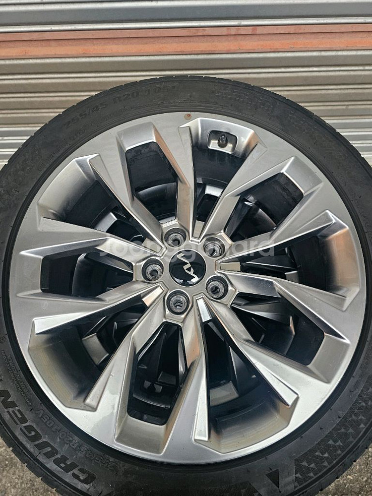 카니발쏘렌토팰리 순정20인치--4