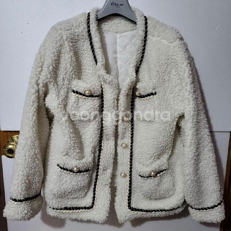 희긔 양털 트위드 자켓 free 66까지 가능 완전예쁨--0