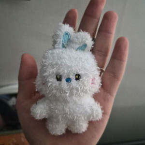 뉴진스 버니니 흰색