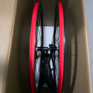 메리다 엑스퍼트 CW 휠셋