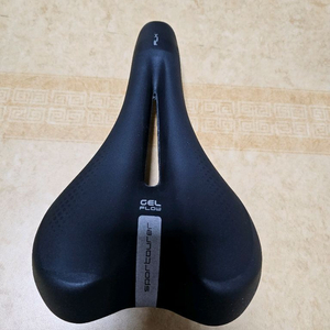 에르곤 PRO SMC30, 스포투어러 안장