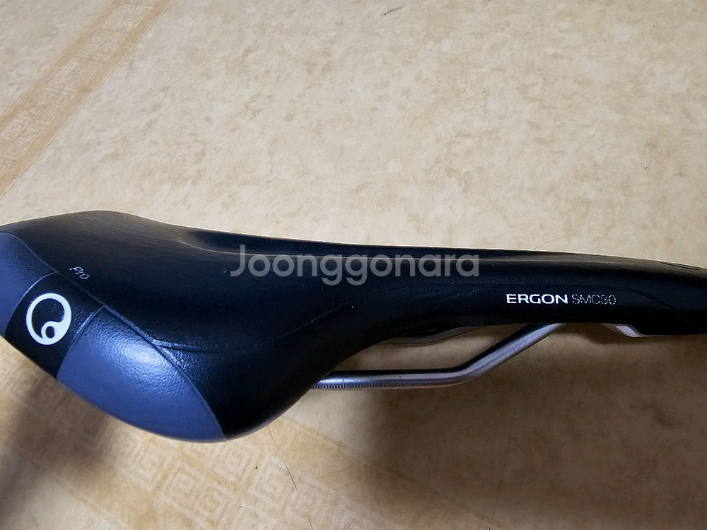 에르곤 PRO SMC30, 스포투어러 안장--5