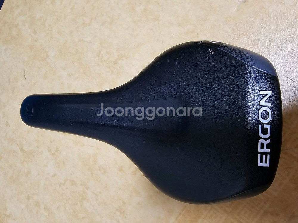 에르곤 PRO SMC30, 스포투어러 안장--3