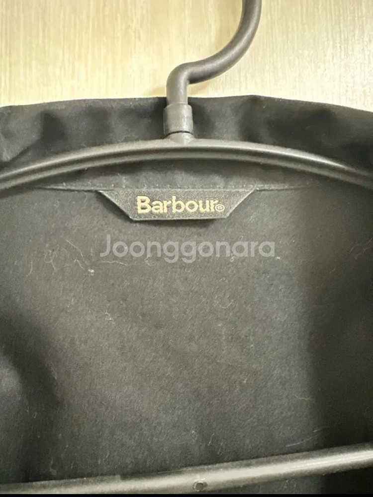 바버 인터네셔널 논왁싱 하이브리드 A7 자켓--3