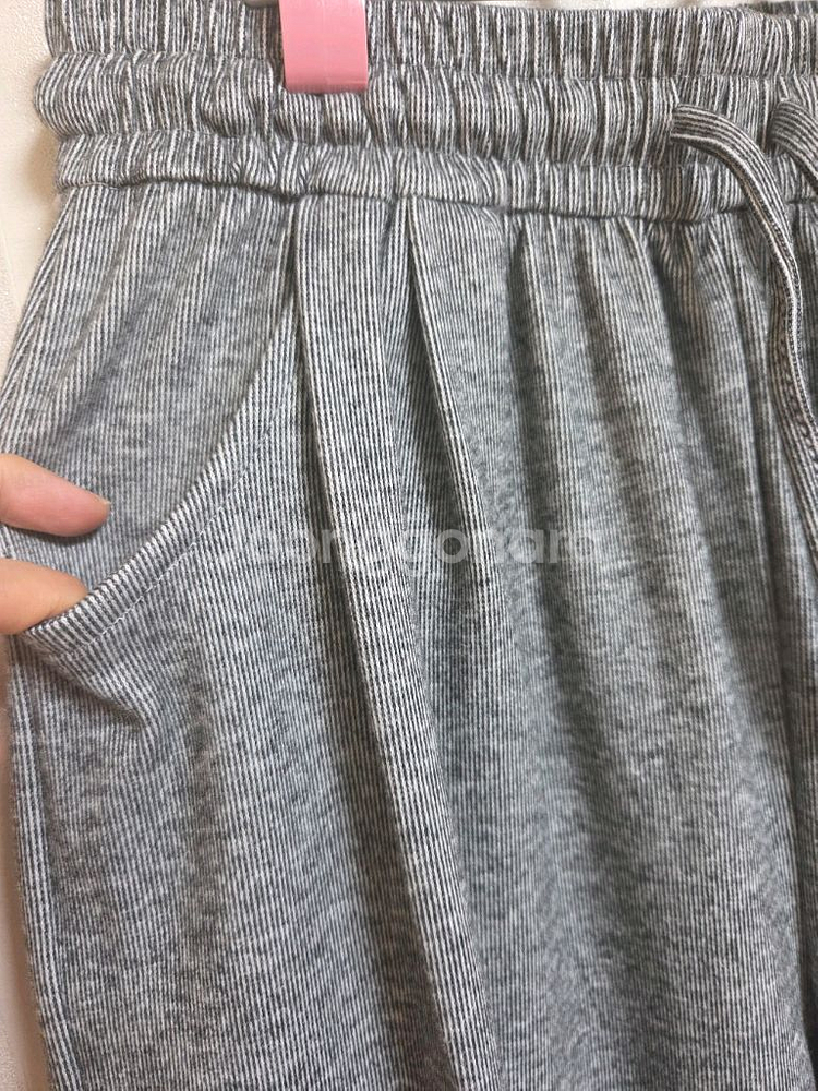 새상품 핀턱 와이드팬츠--2