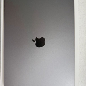 맥북프로 M1 Max 16인치. 64gb/1TB