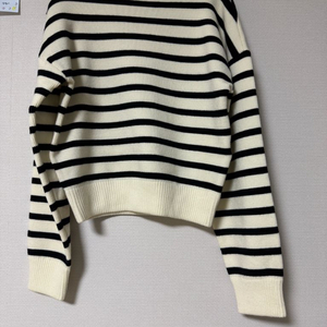 쇼트 벗 스터닝 니트