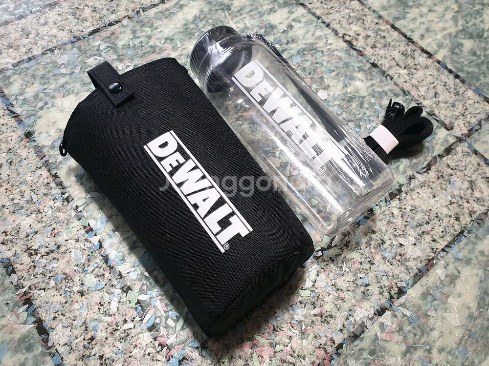 디월트-보틀(물병보온/등산용)1리터/한정판/굿즈--1