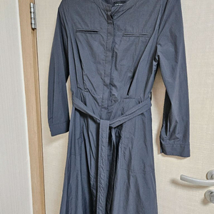 [한섬 클럽모나코] *새상품* 차콜 원피스