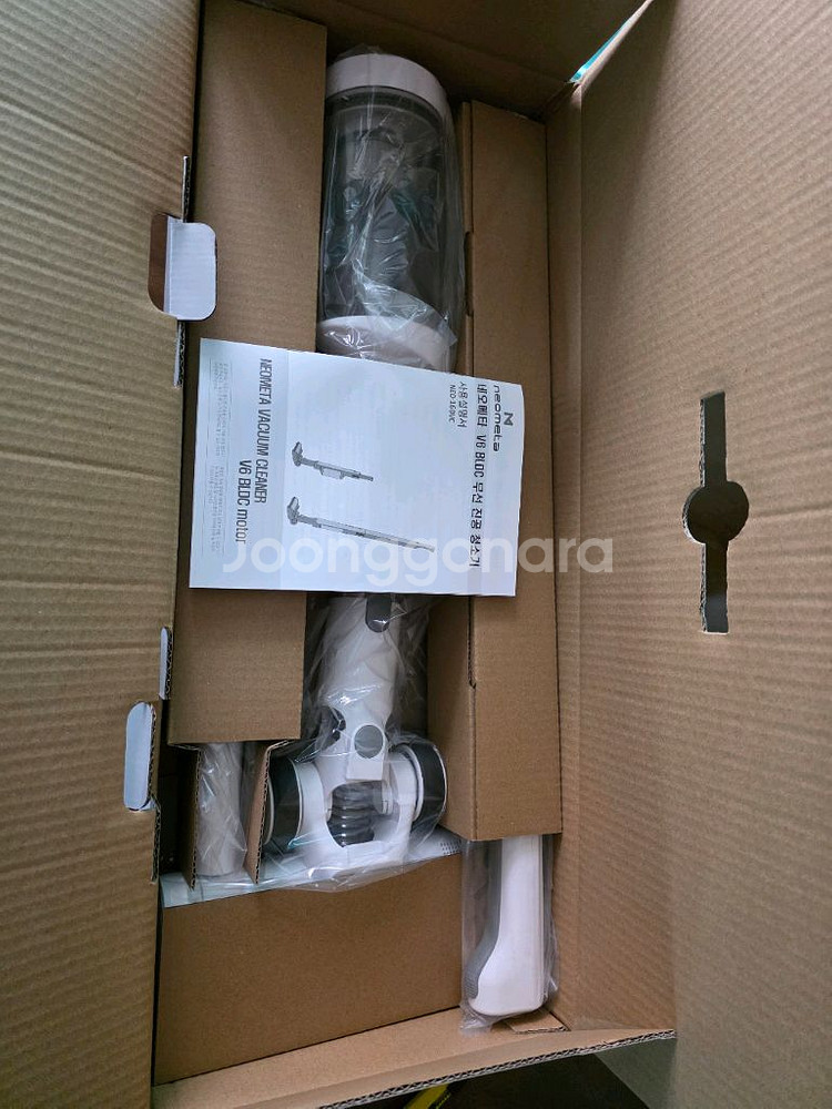 네오메타 V6 BLDC 무선 청소기 새제품--2