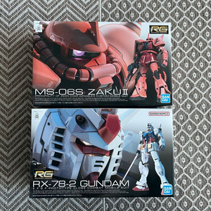 (미개봉 새제품) 반다이 건담 / 자쿠2 RG ver.