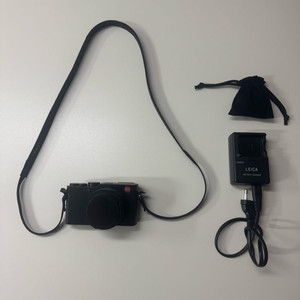 민트급 라이카 D-LUX 판매 합니다.