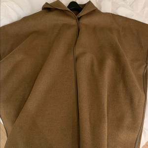 더캐시미어 케이프 코트