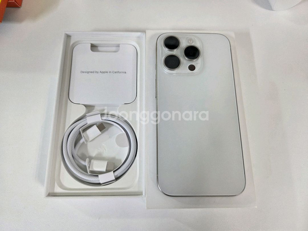 아이폰 15 Pro 256GB 화이트 자급제 (애케플)--4