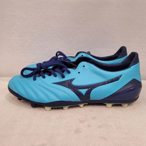 새상품) 미즈노 모렐리아 네오 축구화 270