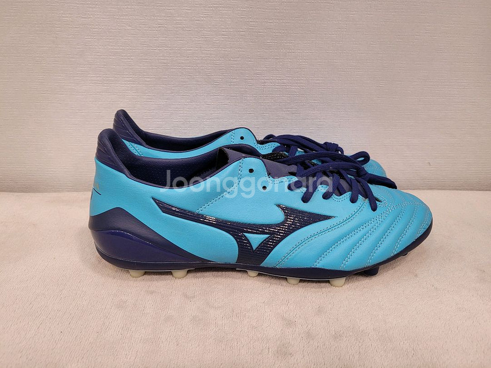 새상품) 미즈노 모렐리아 네오 축구화 270--2