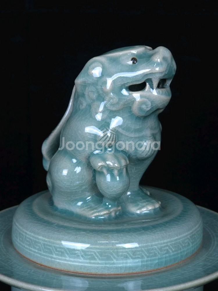 해강 유근형 청자사자향로 도자기--2