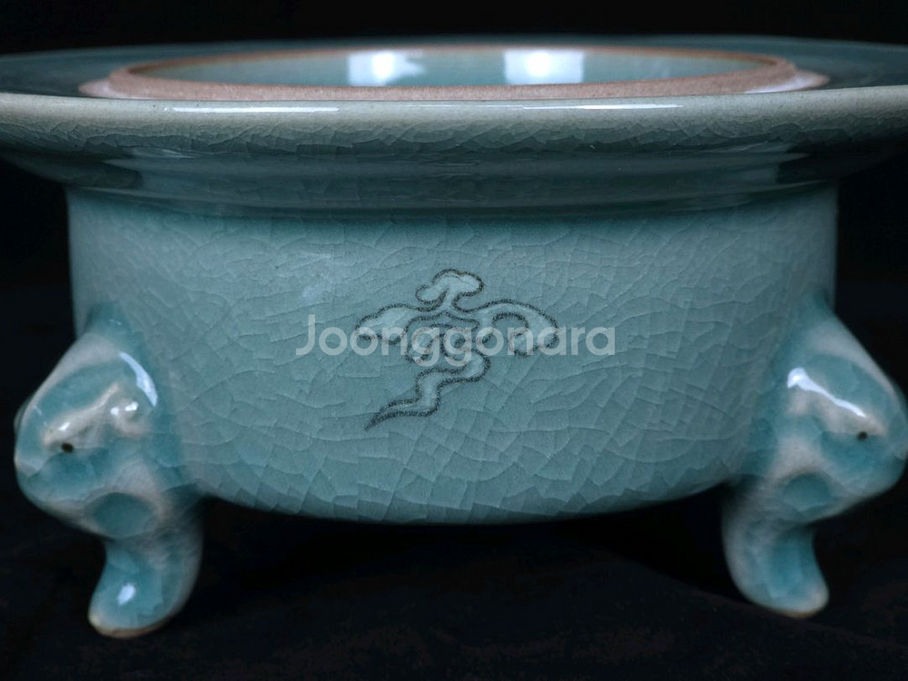 해강 유근형 청자사자향로 도자기--8