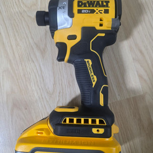 디월트 임팩드릴 DCF860 세트 팝니다.