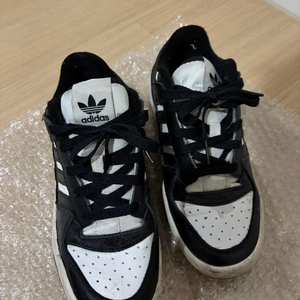 아디다스 포럼 로우 블랙 화이트 230