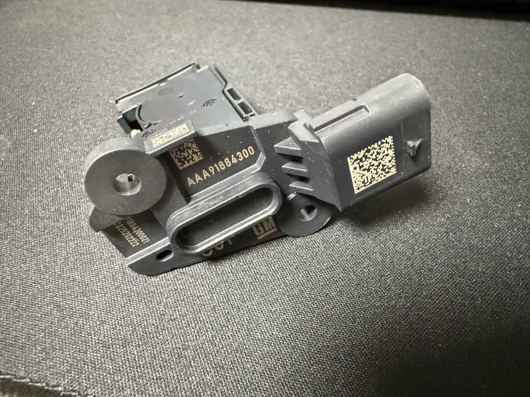 12714453 트랙스크로스오버 MAF 에어플로우센서