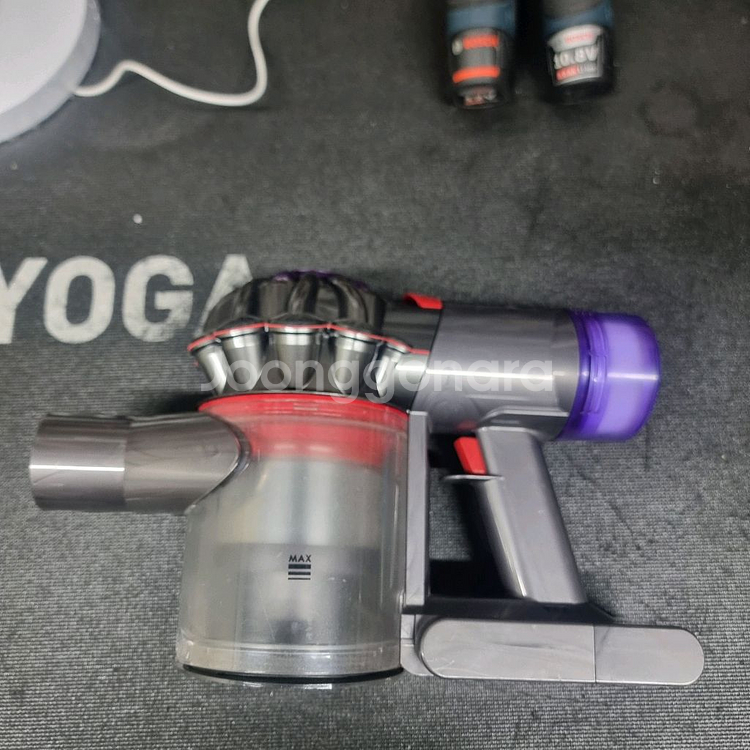 다이슨청소기 v8본체--0