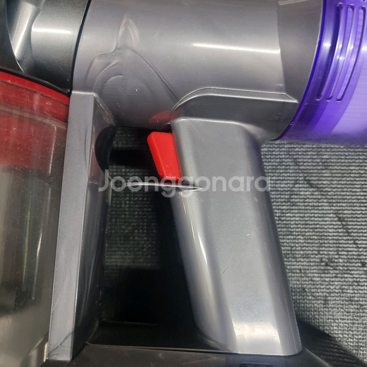 다이슨청소기 v8본체--2