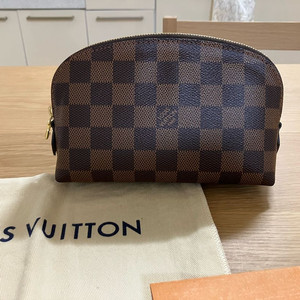 루이비통 코스메틱 파우치 PM 사이즈 다미에