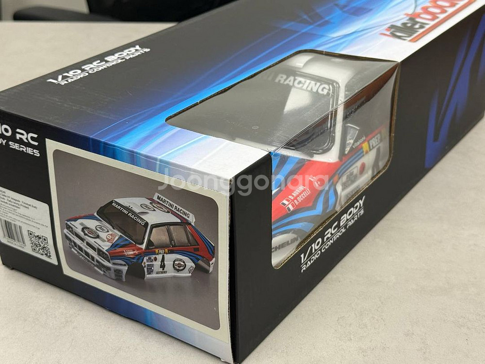 RC카 교쇼페이저 추가바디 및 배터리2개포함--1