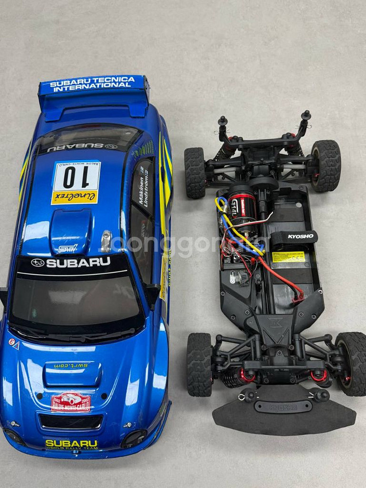 RC카 교쇼페이저 추가바디 및 배터리2개포함--4