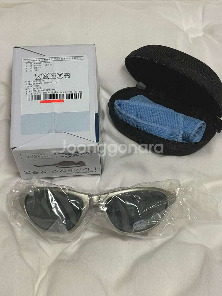 몽벨 트레킹 선글라스 실버 새상품--0