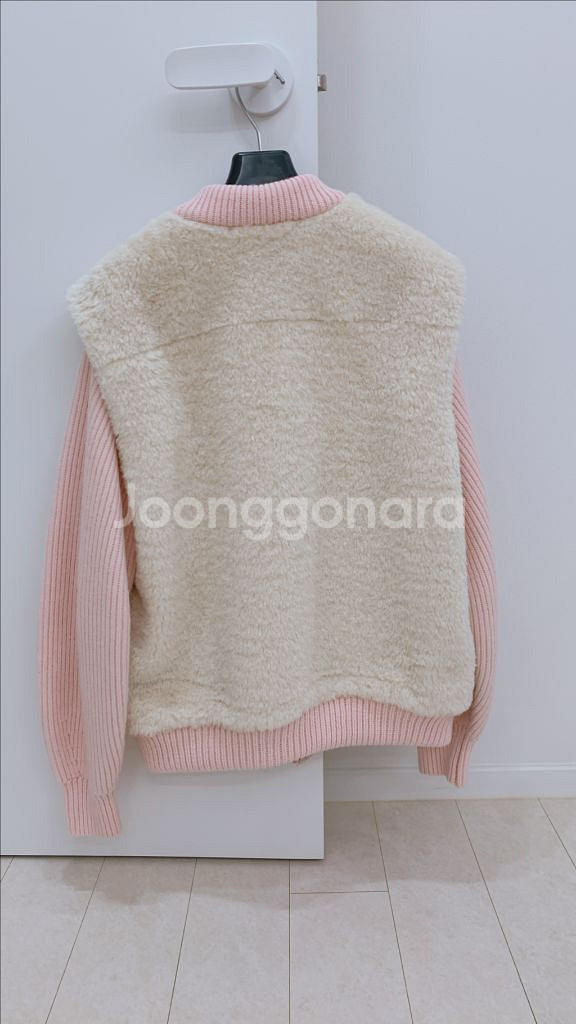 마쥬 페이크퍼 니트 블루종36사이즈--1