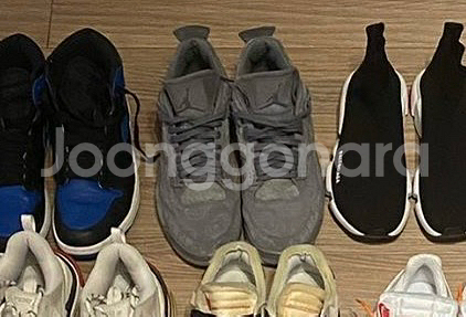 나이키 조던 4 카우스 회색--0