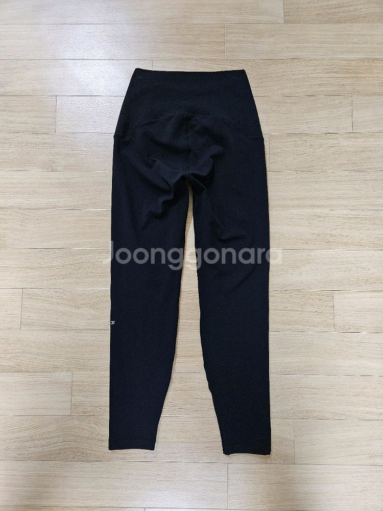 안다르 에어엑스퍼트 레깅스 8.2부 M사이즈--1