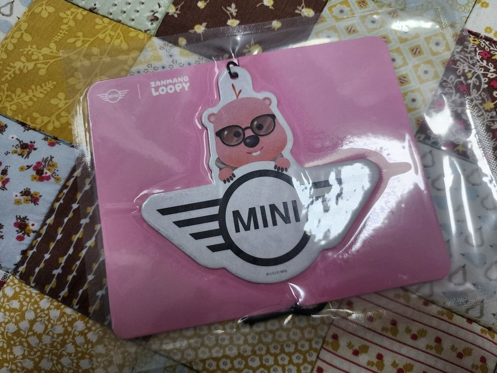 잔망루피 미니쿠퍼 고뱃지 MINI 이미지
