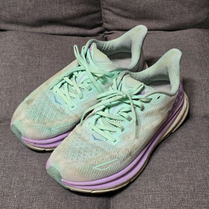 호카 클리프톤9 와이드 245