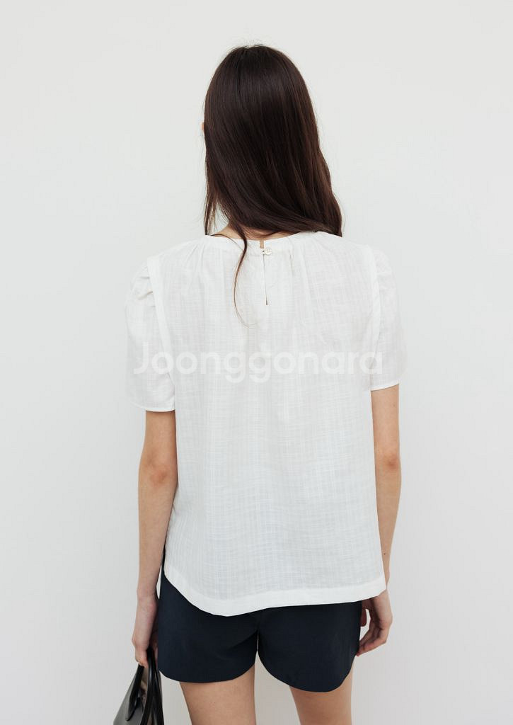 Sie 시에 소피아 셔링 디테일 블라우스--2